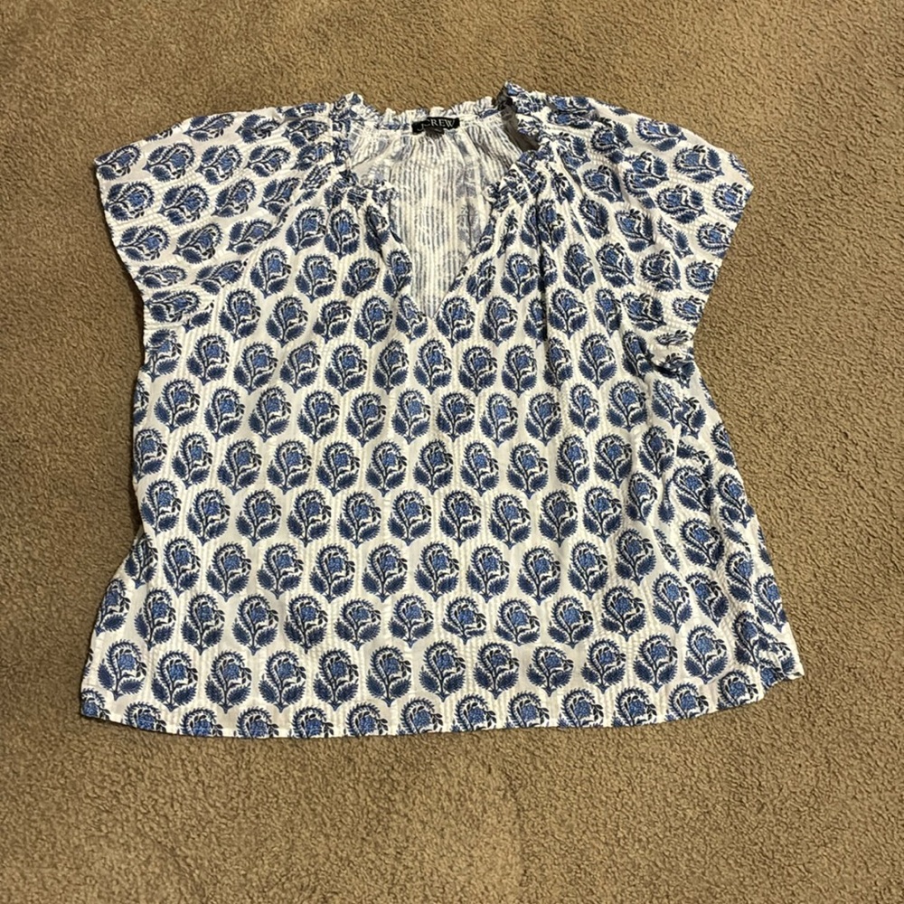 J.Crew blue white Floral Peasant Blouse XL Ruffle V-Neck Lightweight Boho‎